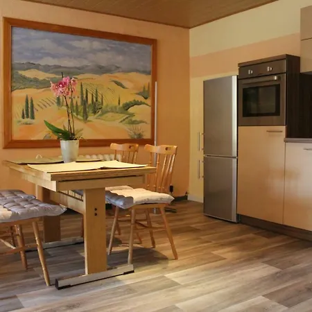 Im Gruenen דירה *